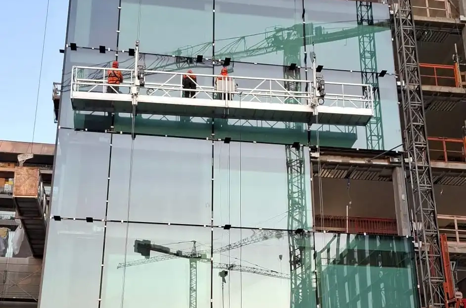 Piattaforma sospesa SP 500 T/M – La soluzione modulare per la manutenzione in quota